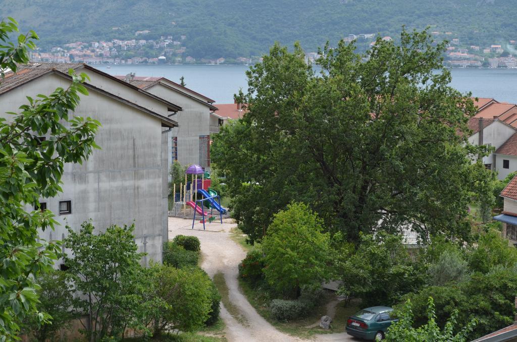Apartments Dobrisa Kotor Ruang foto